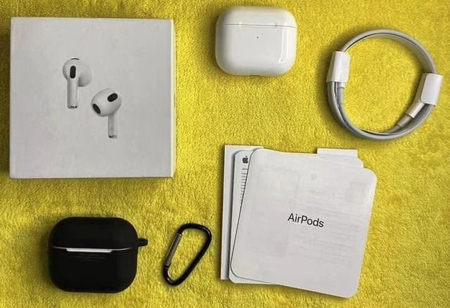 Продам Наушник AirPods Pro