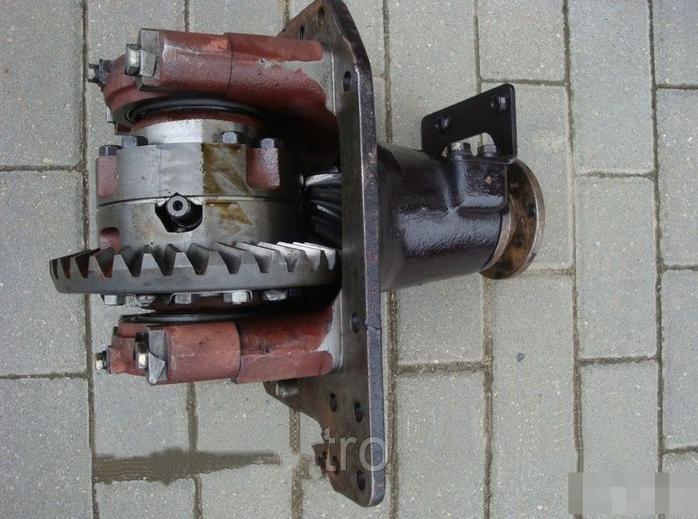 Редуктор мтз. 1524-2302010 Редуктор МТЗ переднего моста Центральный. Редуктор переднего моста МТЗ 2022. Редуктор Центральный 1524-2302010. Редуктор ПВМ МТЗ-82.