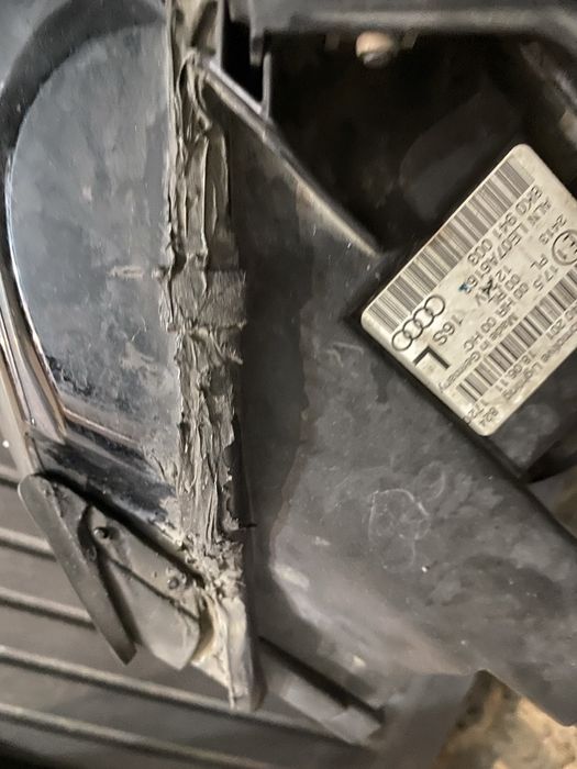 Set faruri AudiA4 B8 model 2012 si Canbus Ballast  cititi descrierea