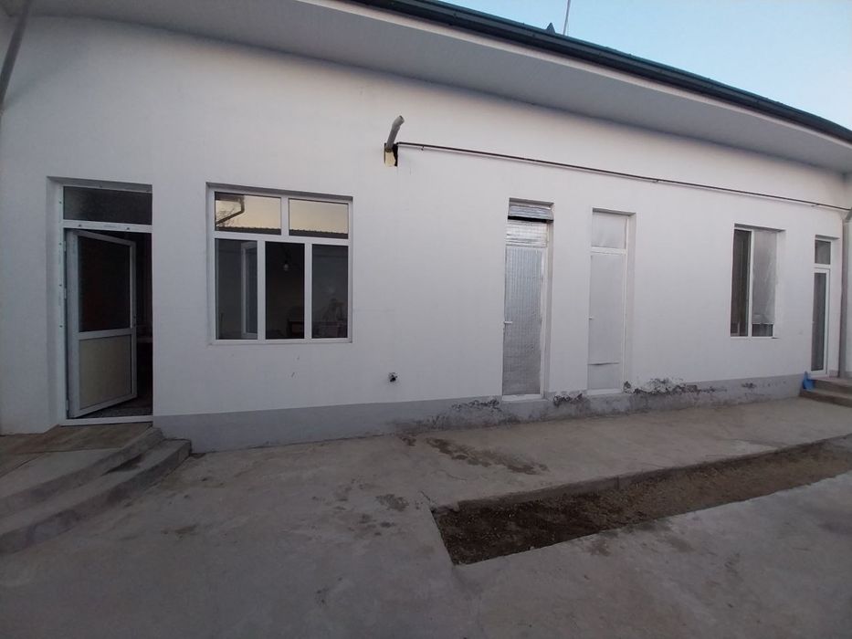 Nazarbek Tarnovda hovli sotiladi. Arzon narxda