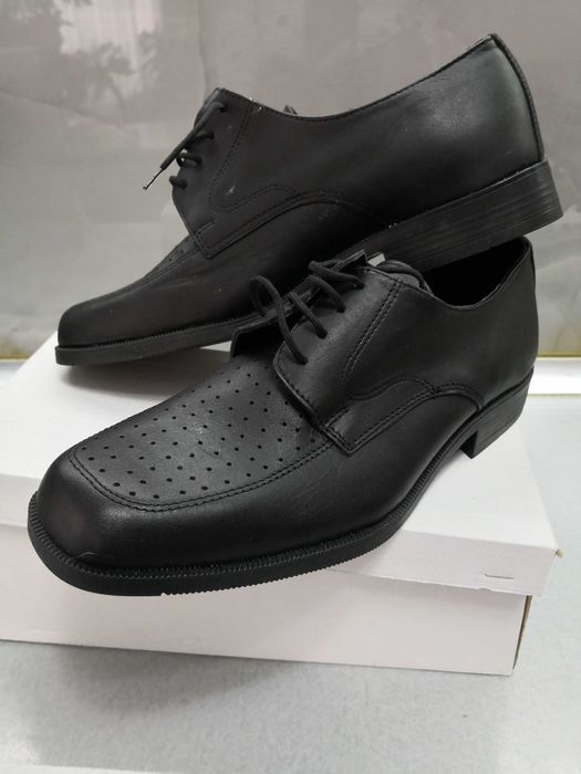 Мъжки нови обувки естествена кожа