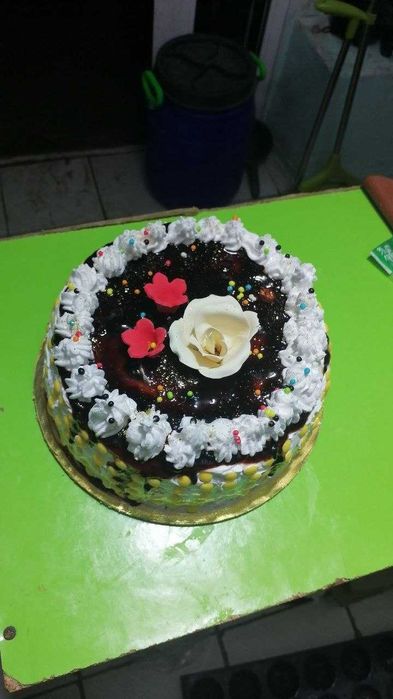 shirinliklar (tort va shu kabi maxsulotlar)