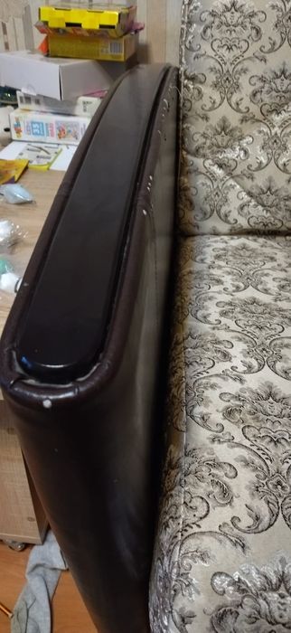 Продам диван и кресло срочно