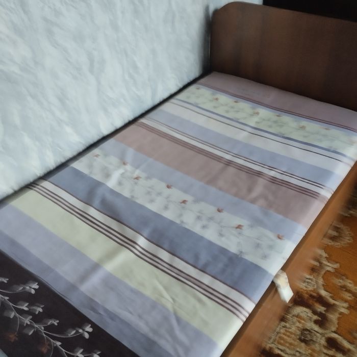 Продам недорого кровать