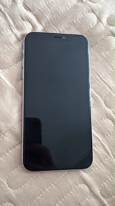 Iphone xr.       .