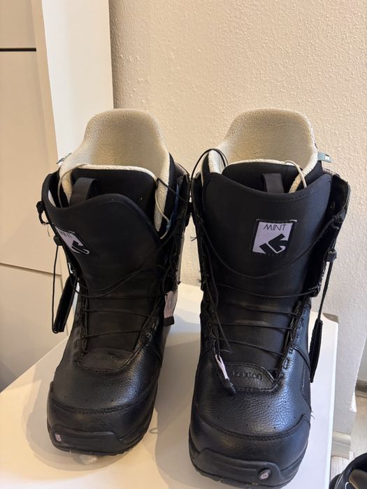 Booti piele Burton