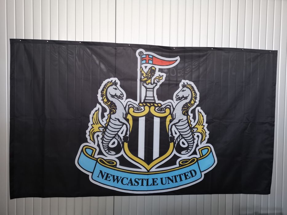 Фен Футболни Знамена по поръчка. Всякакви размери.