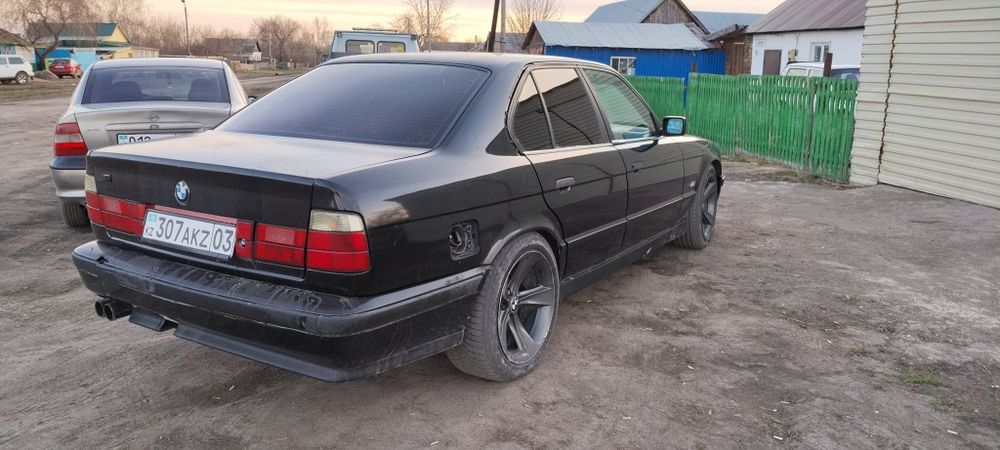 Продам BMW в хорошем состоянии