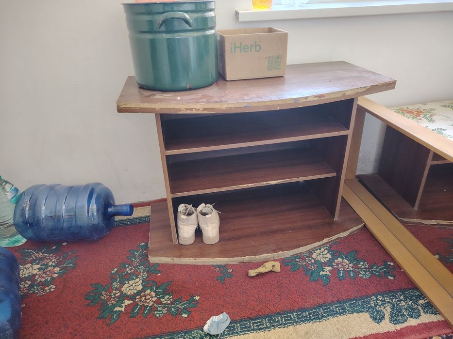 Подставка трюма мебел