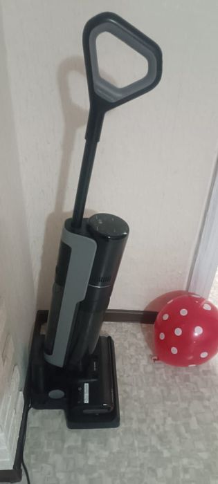 Продам робот пылесос