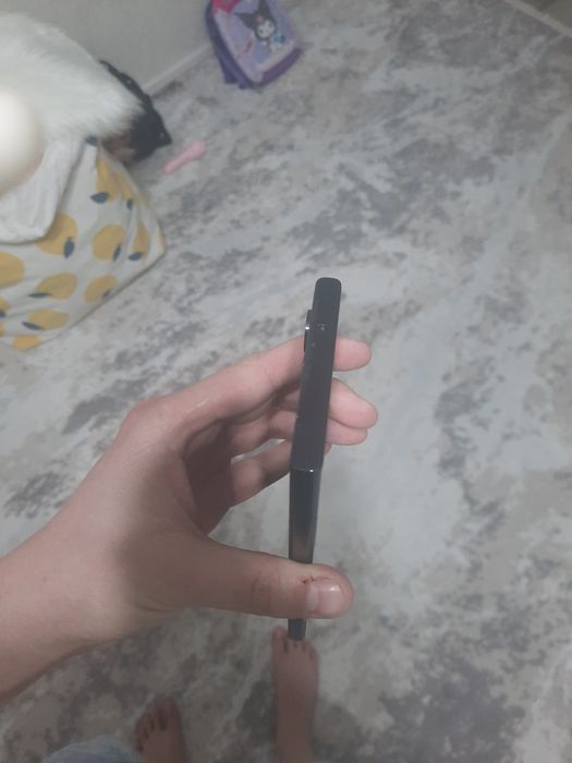 Продам Samsung Galaxy s23 ultra.