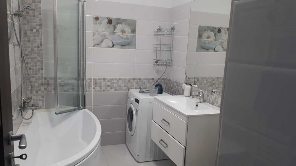 Inchiriez Apartament 2 camere Apahida | Parcare inclusă