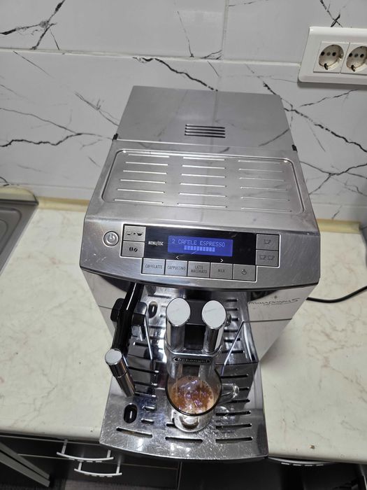 Espressor Automat DeLonghi ECAM 26.455 PrimaDonna S Aparat Cafea Boabe