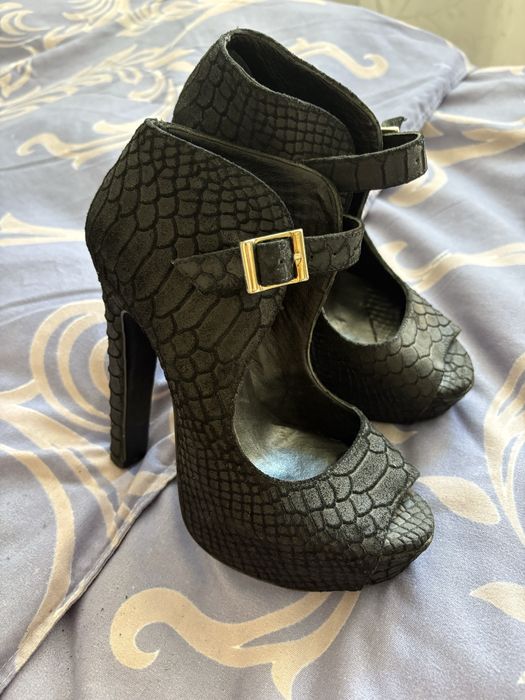 Pantofi eleganti din piele cu platforma