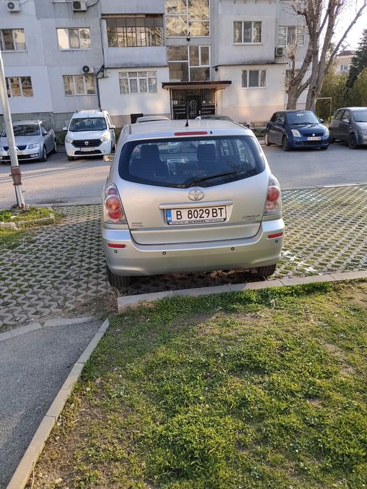 Тойота Корола версо