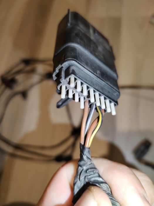 Instalație electrică proiectoare focus mk3