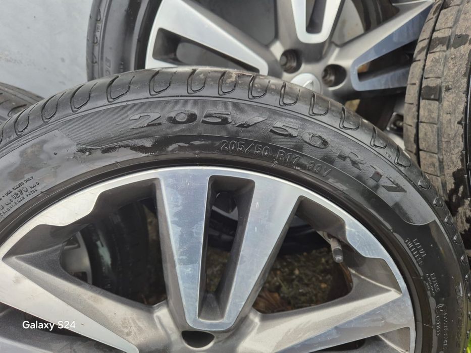 Диски с шинами 205/50R17