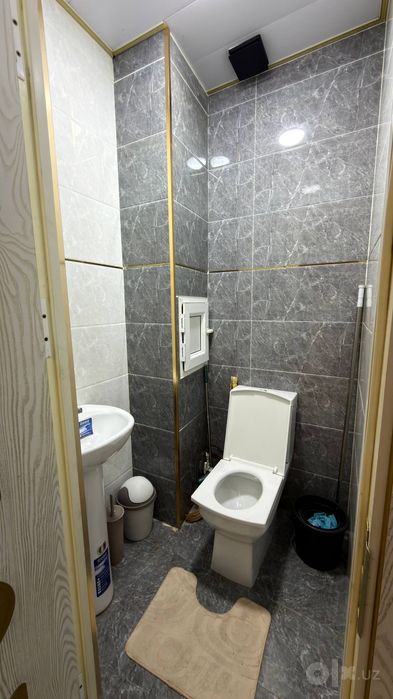 метро Новза Чиланзар 5 квартал 1в2/1/4 балкон 1.5×6 мебель и техника.