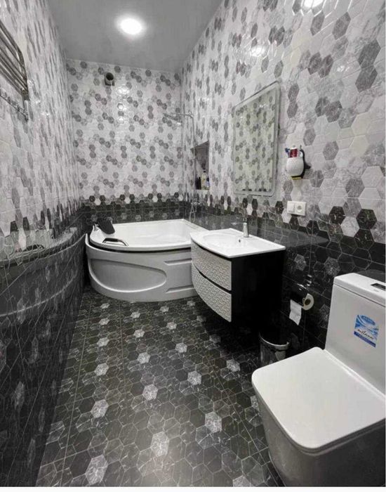 Евродом возле Авторынка, 5-соток (N 13468 )