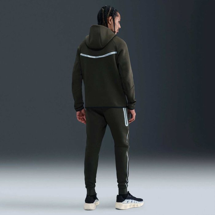 Оригинален джогър Nike Tech Fleece Joggers