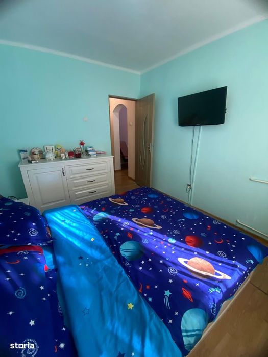 Apartament cu 2 camere la ETAJUL 1 in zona Orizont