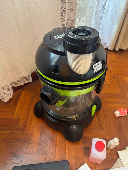 Прахосмукачка Welmax 2400W