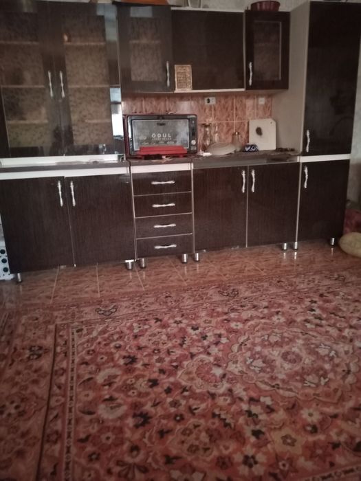 Ховли уй сотилади