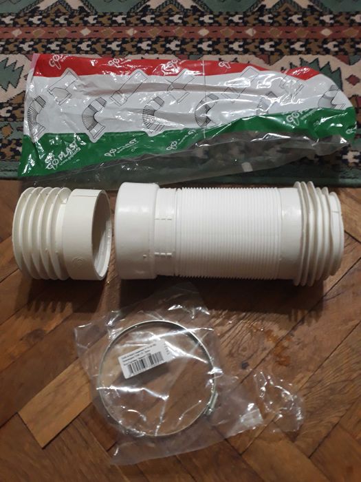 гофрирана връзка за WC и скоба за водно съединение 5 лв