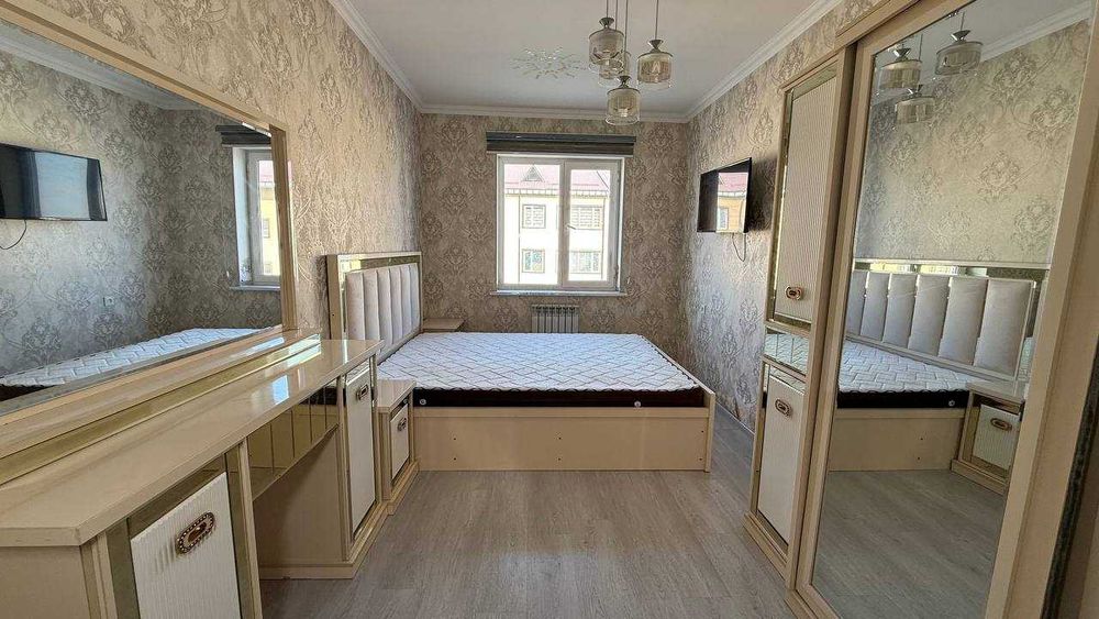 Миндонобод Мошина бозори 4 қаватда 3 хонали квартира сотилади.ID: 1543