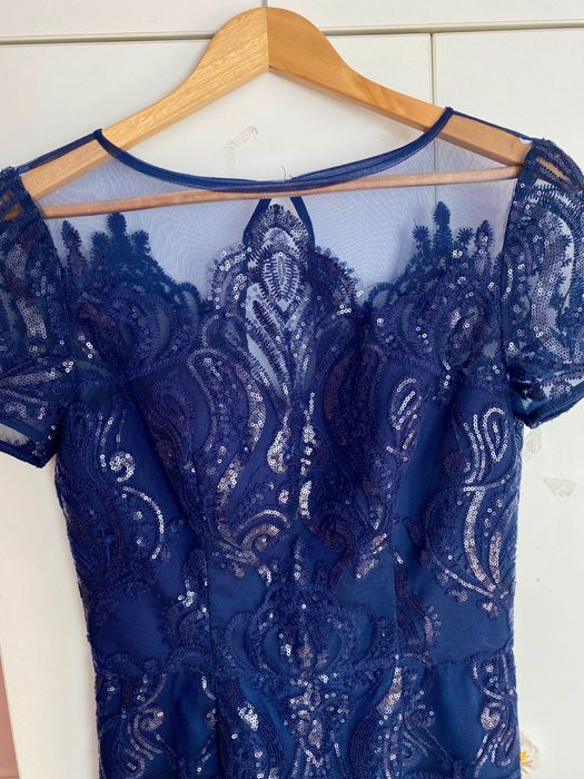 Дамска официална рокля