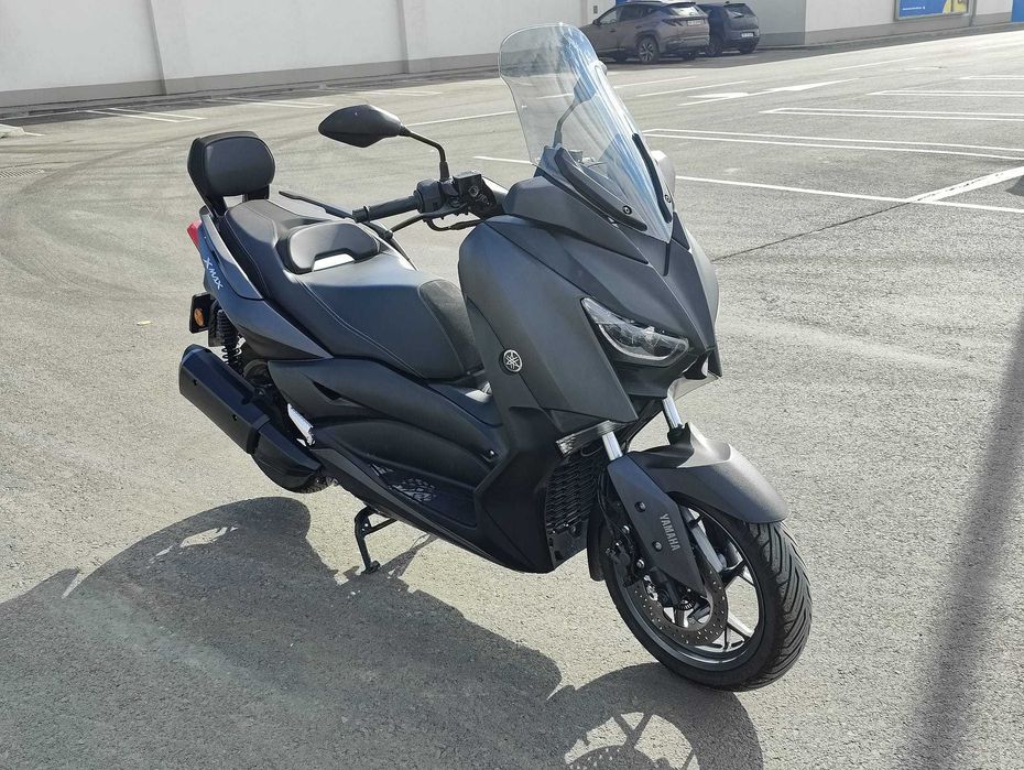 Yamaha X-Max 300 cc, 4200 KM, An fabricatie 2021