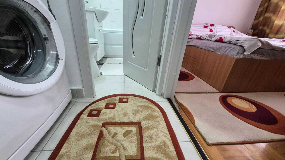 Apartament 2 camere in Onesti, zona de sus, etaj 3.