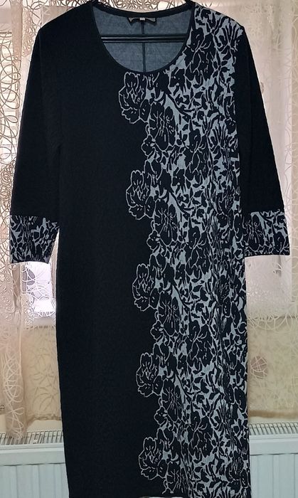 Дамска тъмносиня рокля