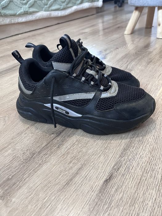 Dior b22 utilizati