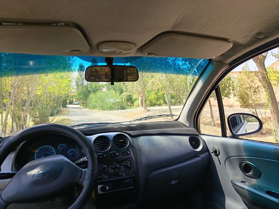 Holati haxshi kalonka magnitofon qoyilga