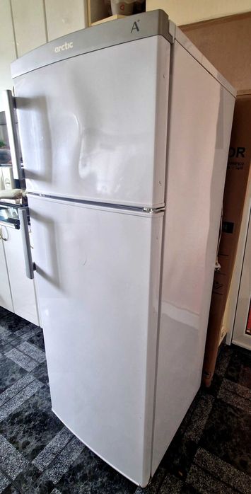 Frigider Arctic AD266+ – 260 L