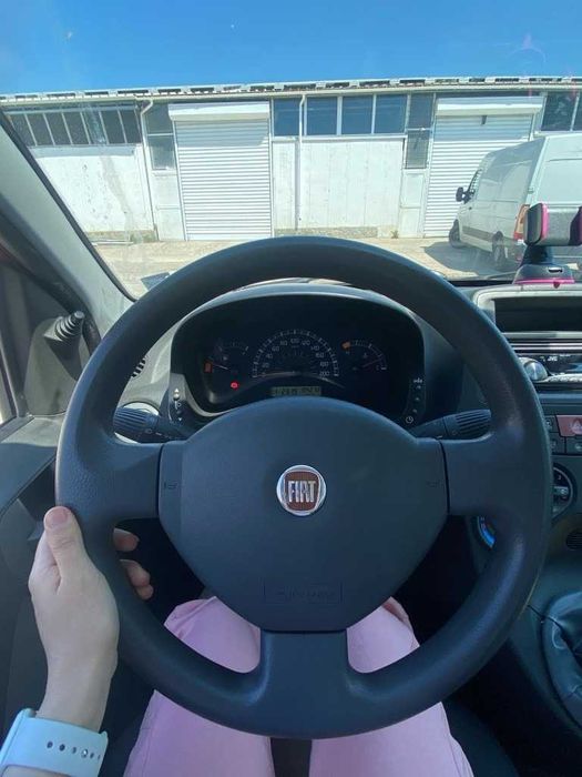 Автомобили и джипове