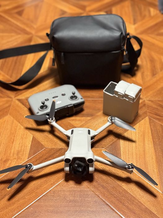 DJI Mini 3 Pro + Fly More Combo – Stare Impecabilă, Ca Nouă!