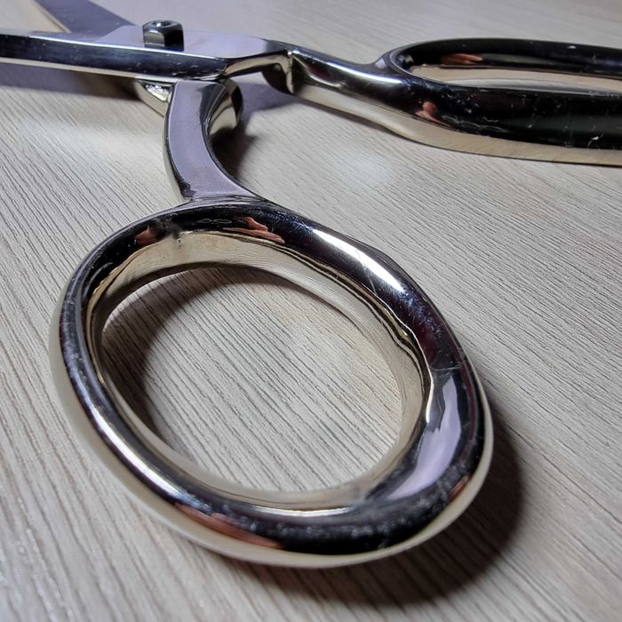 Foarfeca profesionala croitorie - Made in Italy - lame din otel carbon