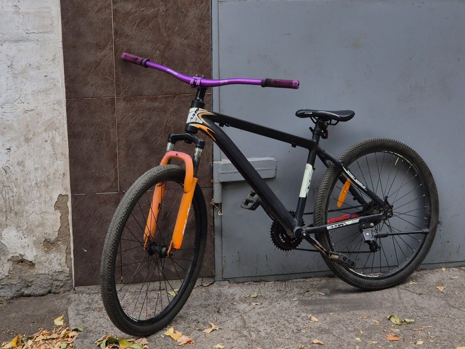 Продается велосипед рама 26"