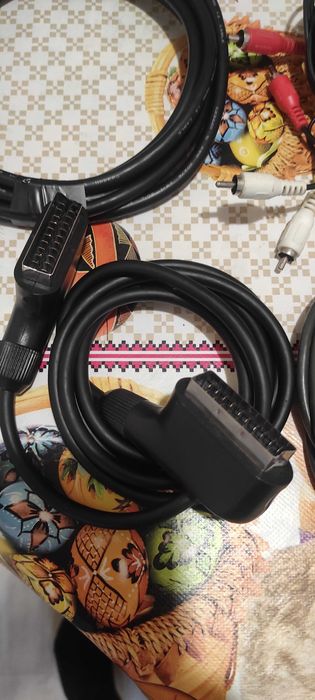 Стари зарядни за телефони