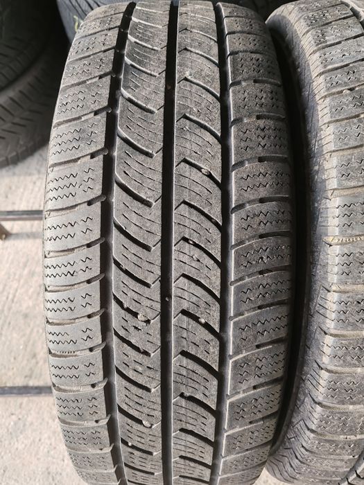 2 anvelope 215 65 16c