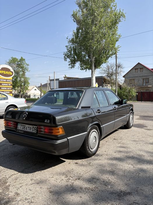 Мерседес 190 …..