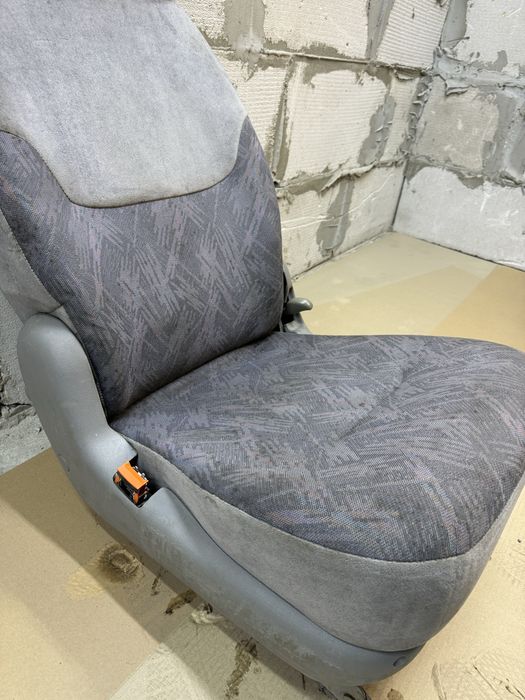 Сиденье пассажирское