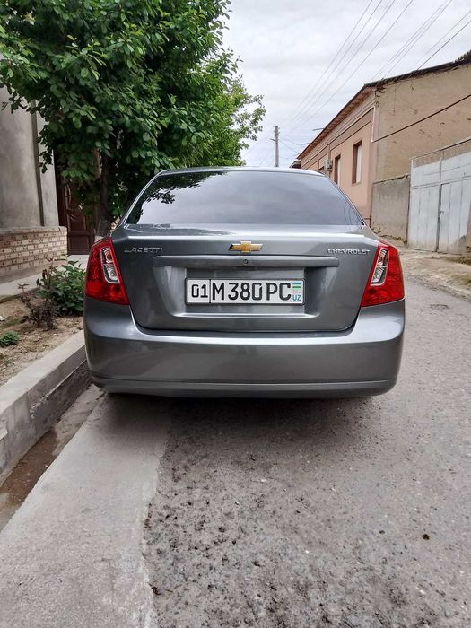 Chevrolet Jentra