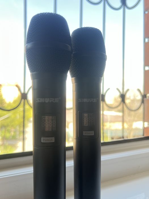 Shure simsiz mikrofonlar to'plami (Ideal holatda)