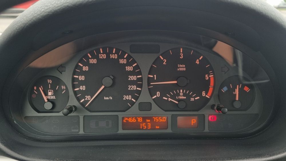 .BMW . VANZARE. 320D E46