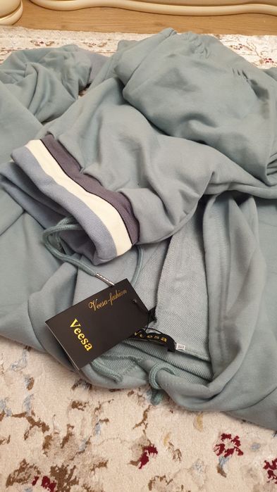 Спортивный костюм