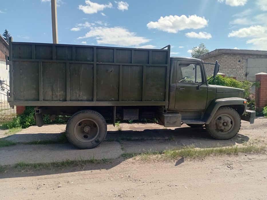 Продам газон самосвал