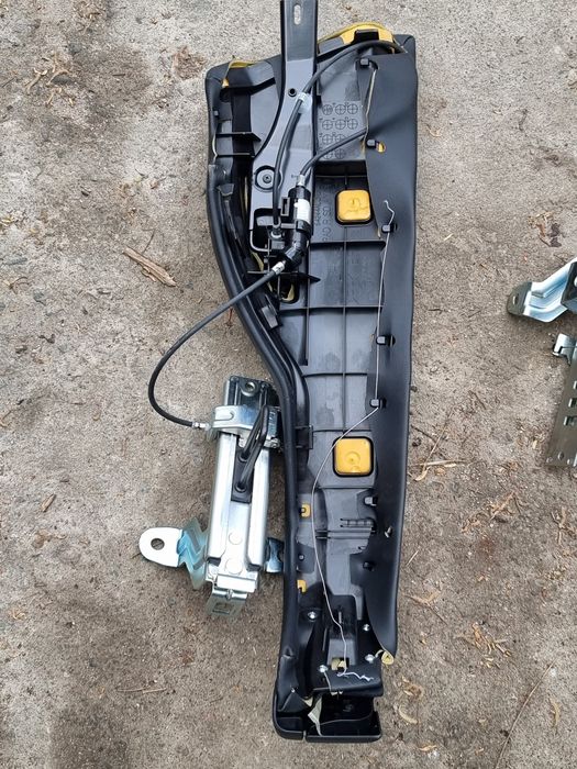 Боковины задний диван на Subaru Outback BS